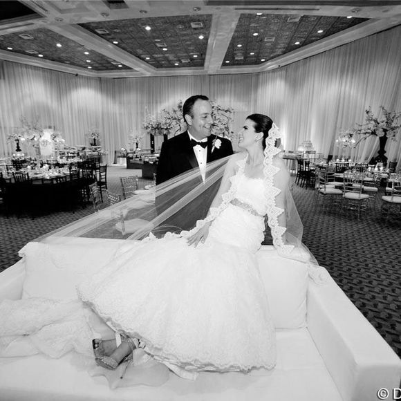 Meet your Posher, Vanessa - Picture 1 of 1